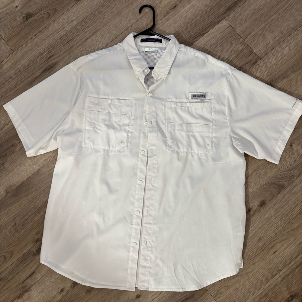 Columbia Men's White Short Sleeve Shirt